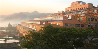 河(hé)池市華(huá)錫集團(tuan)